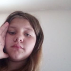 Meet your Posher, Mia